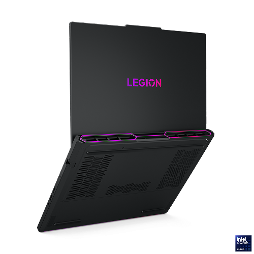 Lenovo Legion Pro 7i Gen 10 Intel Core Ultra 9 Series 2 RTX 5090 laptop